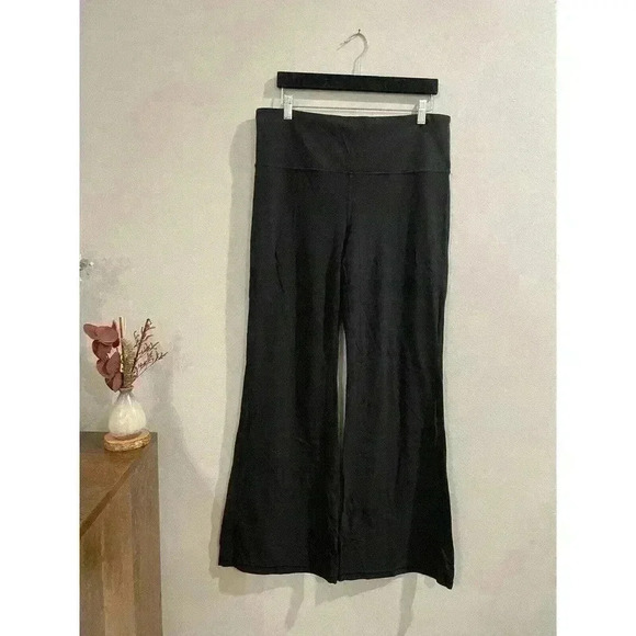 Athleta Elation Flare Wide Leg Pant Black High-Rise XL Yoga Legging Soft - Picture 1 of 4